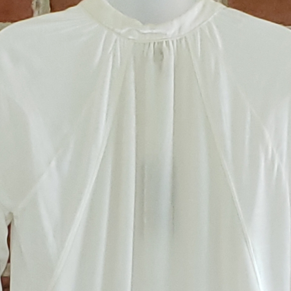 XCVI Velvet Silk Blend L/S Hi-Lo Tee Shirt Top NWT - Picture 4 of 8